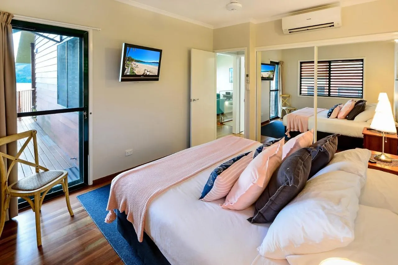 Holiday home Casuarina 16 - 3 Bedroom House With 180 Degree Ocean Views, Buggy & Valet Service Hamilton Island
